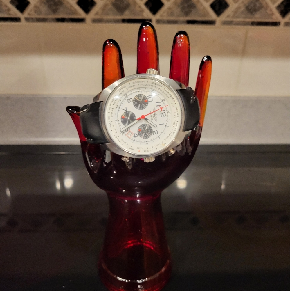 Aviator Chronograph Watch, Model Number AVW5839G4, 6 x Hands Dial, Leath…